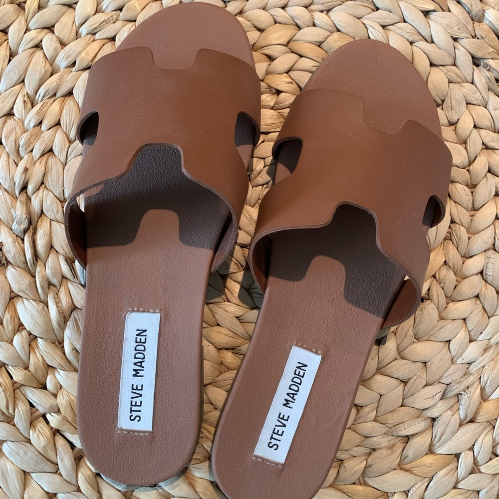 Steve Madden Tan Sandals